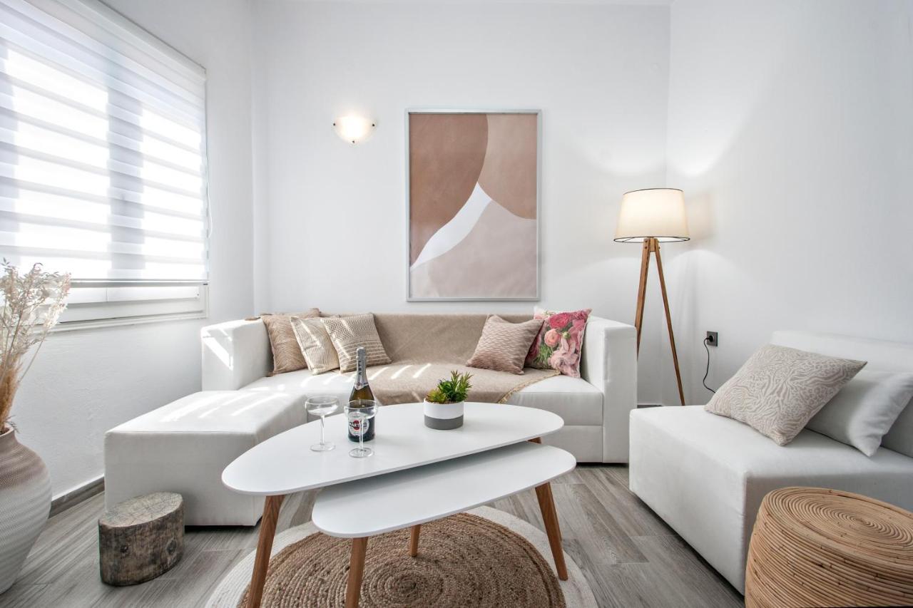 Capolavoro, Boutique Apartment With Unique Rooftop Skiathos Town Exterior foto