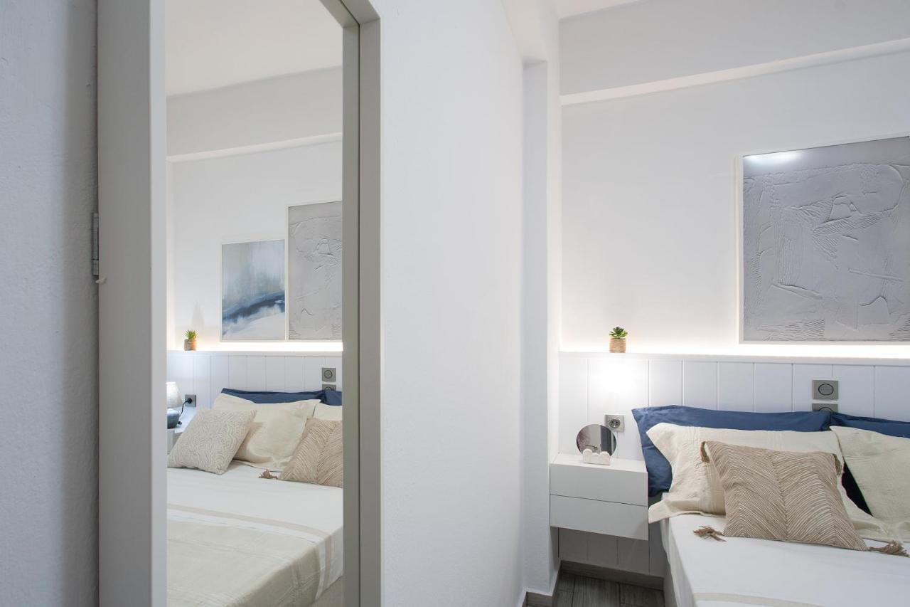 Capolavoro, Boutique Apartment With Unique Rooftop Skiathos Town Exterior foto
