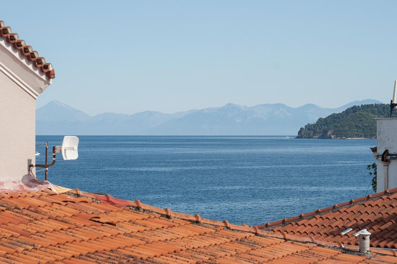Capolavoro, Boutique Apartment With Unique Rooftop Skiathos Town Exterior foto