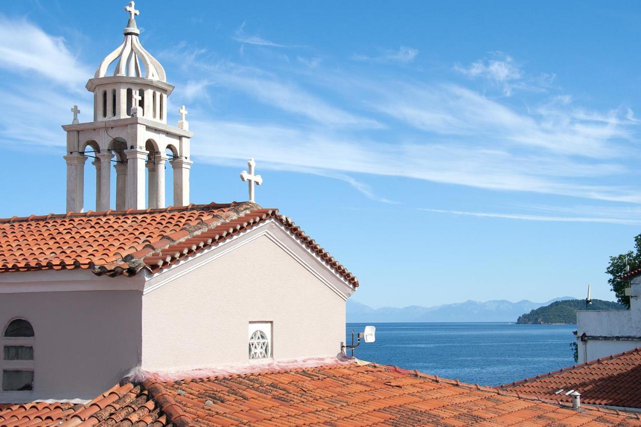 Capolavoro, Boutique Apartment With Unique Rooftop Skiathos Town Exterior foto